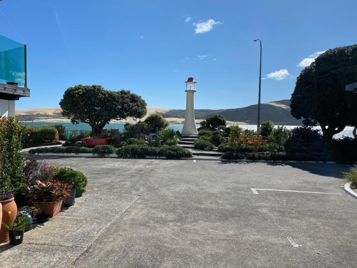 Opononi Lighthouse Motel Luaran gambar