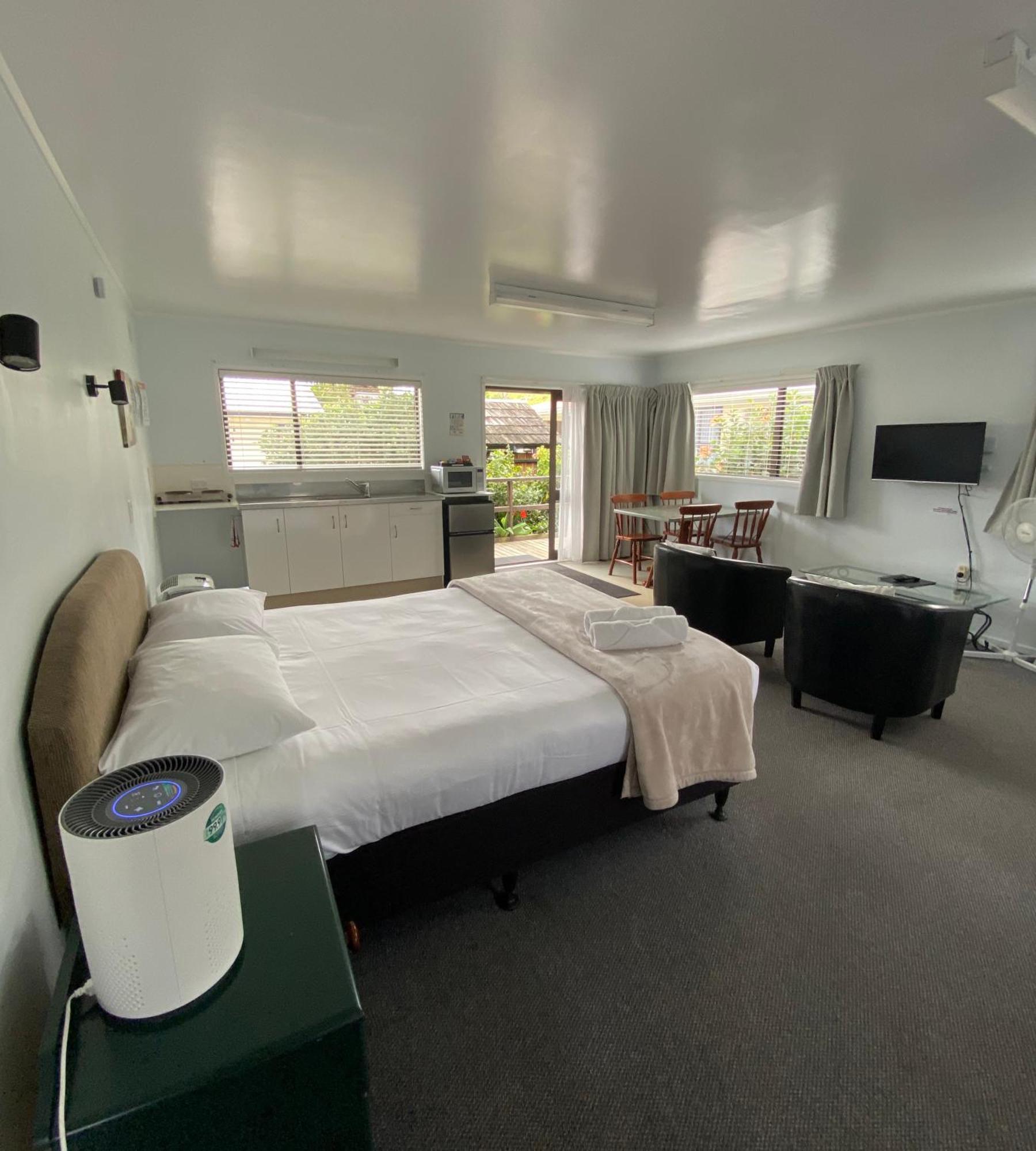 Opononi Lighthouse Motel Luaran gambar